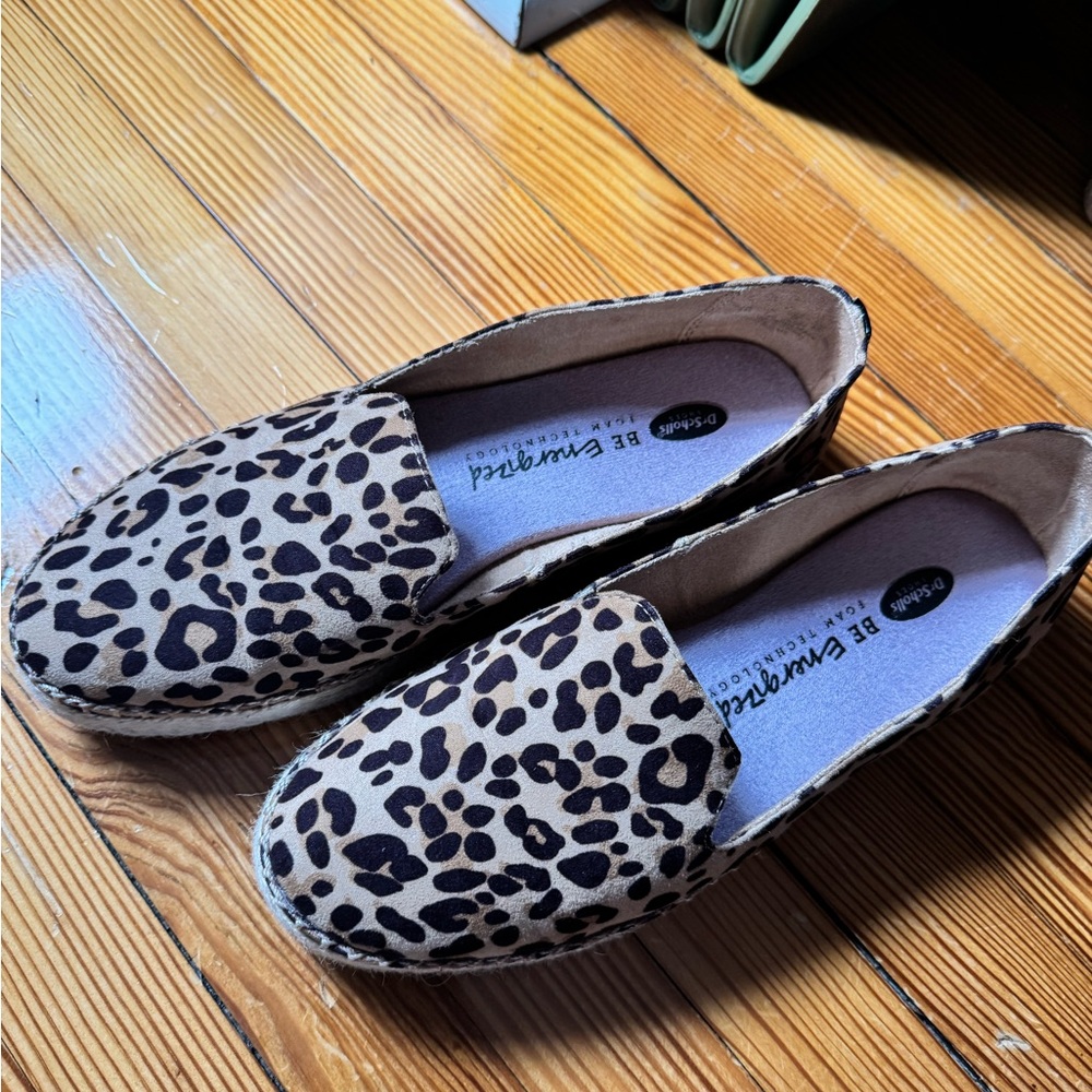 Dr. Scholl's Brown and Black Flats Comfortable Loafers